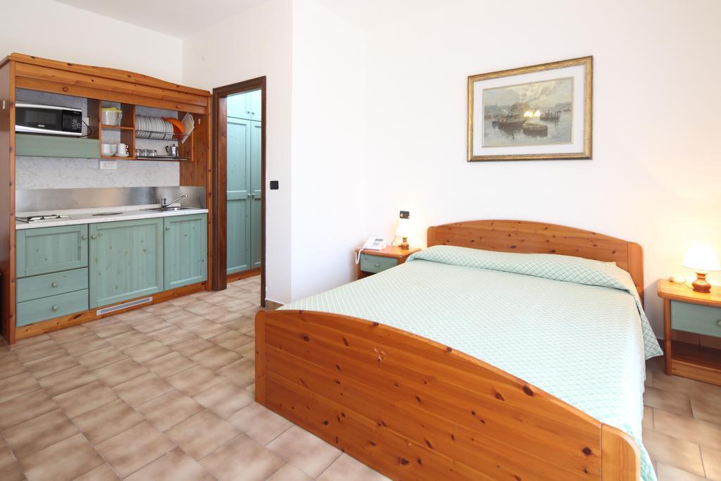 Appart hôtel Kriss Deiva Marina
